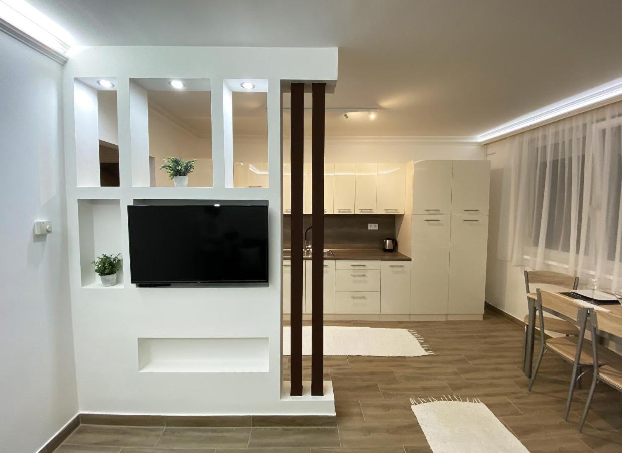 Andrea Apartmanok 2 Hajdúszoboszló المظهر الخارجي الصورة